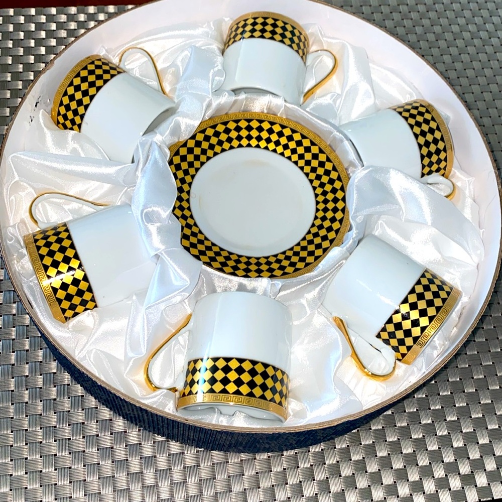 FINE PORCELAIN Coffee Small Cups Checkered Gold and Black Tea Set Of 6